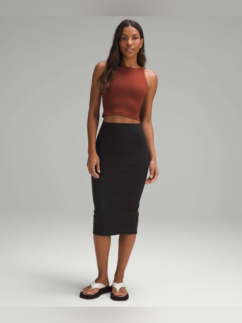 Lululemon Nulu Slim-Fit High-Rise Pencil Skirt in Black Size 8